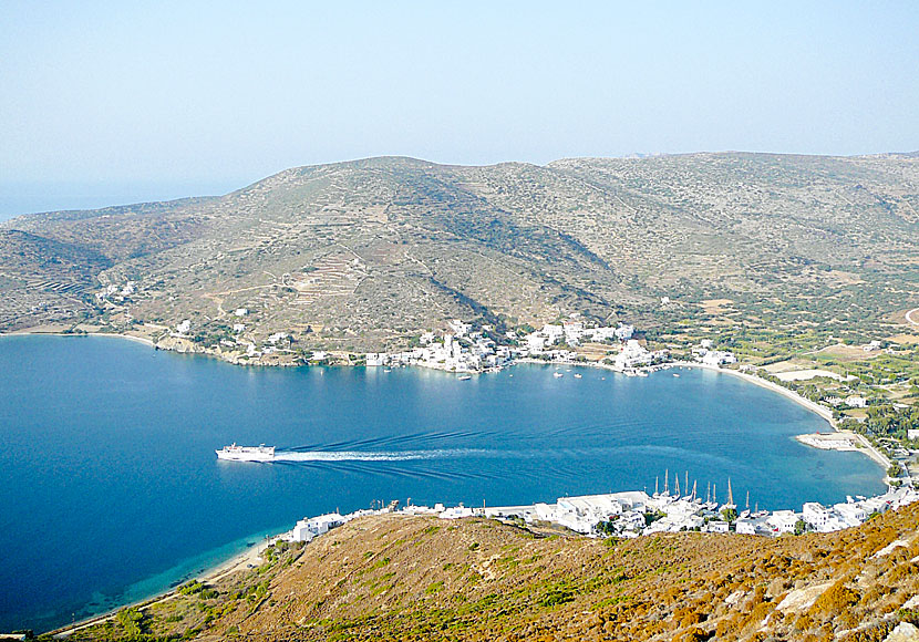 View of Katapola from Minoa. Express Skopelitis has just left the port.