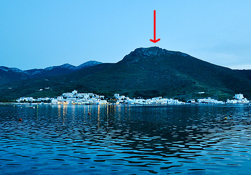 The mountain where Minoa is located seen from Xilokeratidi opposite Katapola.
