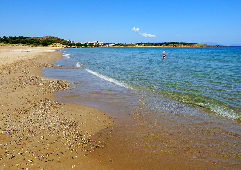 18 fine sandy beaches west of Nea Chora and Chania in Crete.