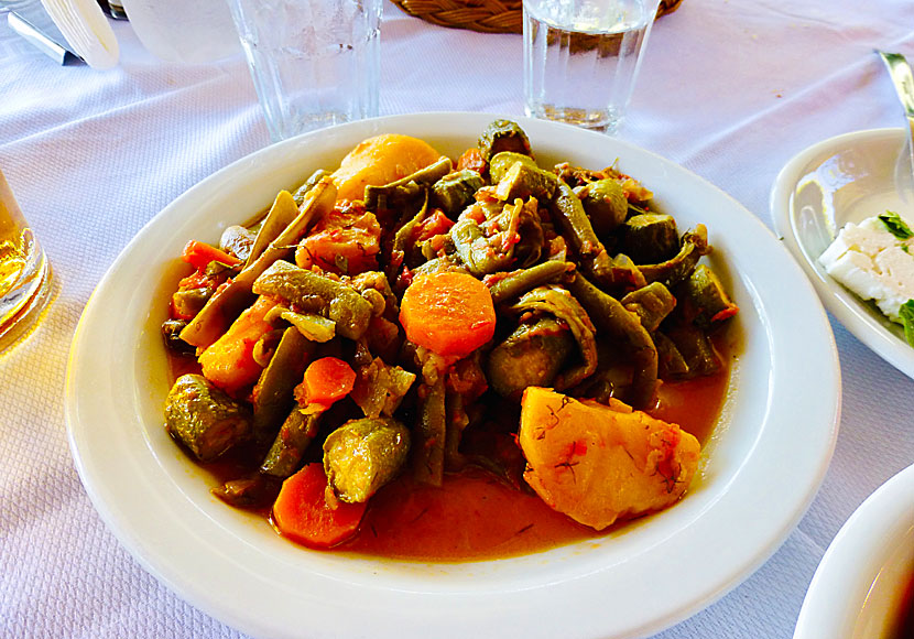 In Crete you can feast on very good homemade Greek food. Among other things, the best Fasolakia in all of Greece.