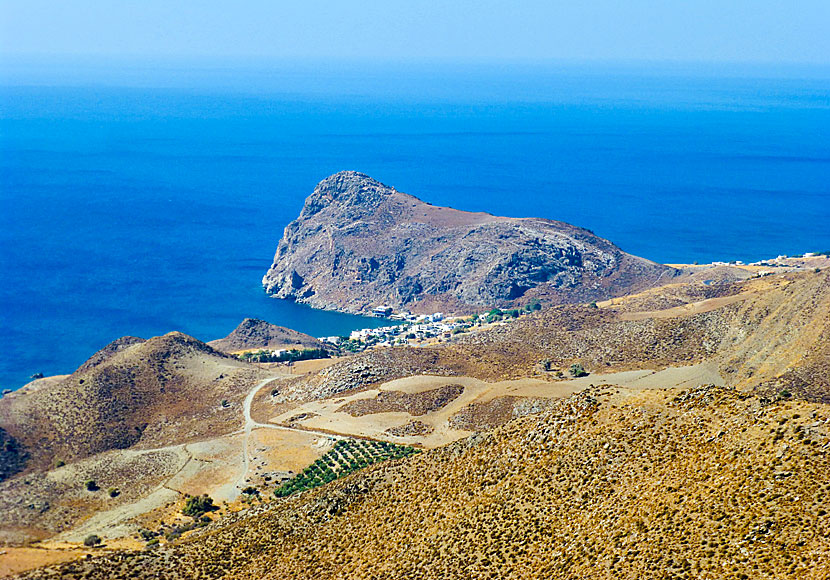 The village of Lendas in Heraklion region in southern Crete is similar to the village of Loutro in Chania region.