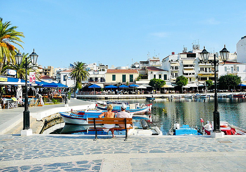 The cozy port promenade along Lake Voulismeni in Agios Nikolaos in Crete.