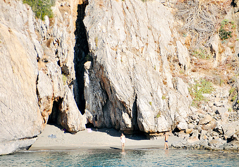 In Big Beach in Agios Pavlos south of Rethymnon there are several smaller beaches and caves where you can swim naked.