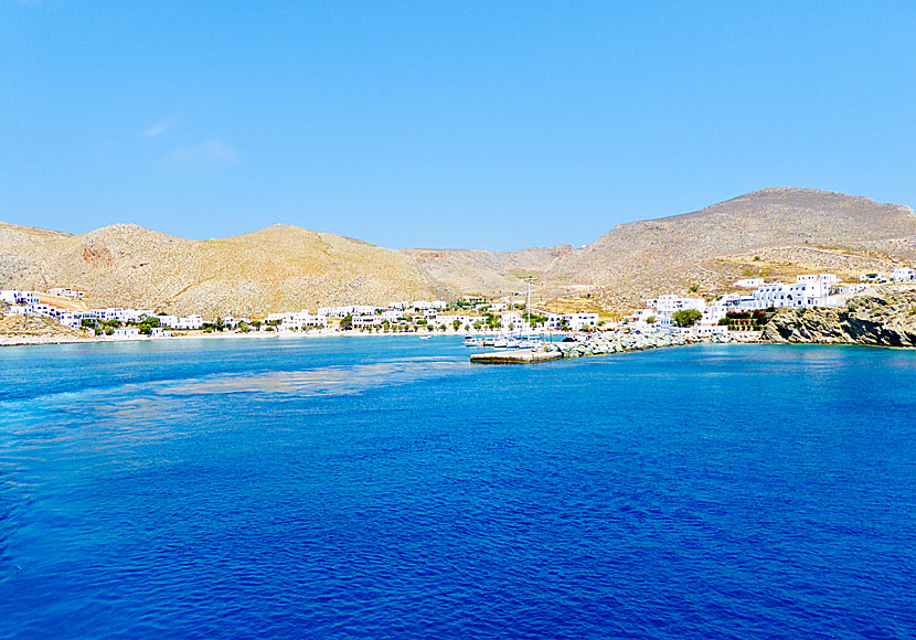 The port of Karavostasi on Folegandros in the Cyclades.
