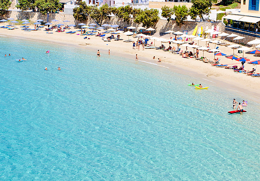 The beach in Lefkos on Karpathos is very child-friendly and is also perfect for small children.