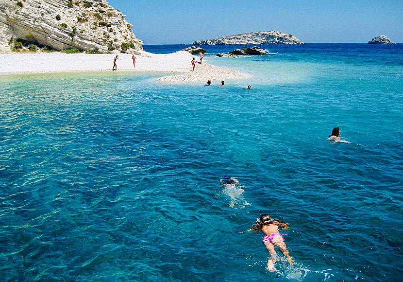 The best beaches on Lipsi. Aspronisi (White island) beach.