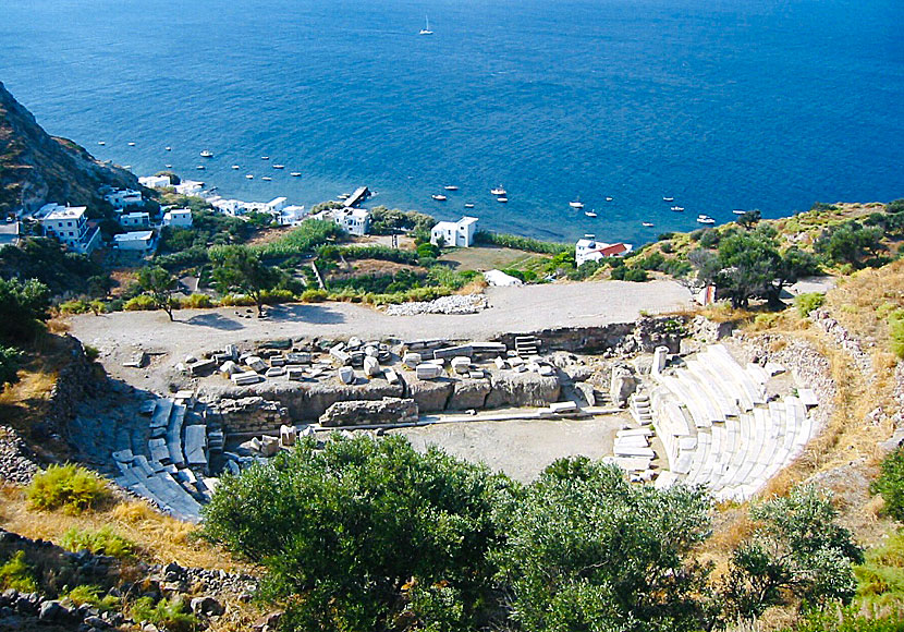 From the ancient theater on Milos you have a nice view of the ancient village of Klima.