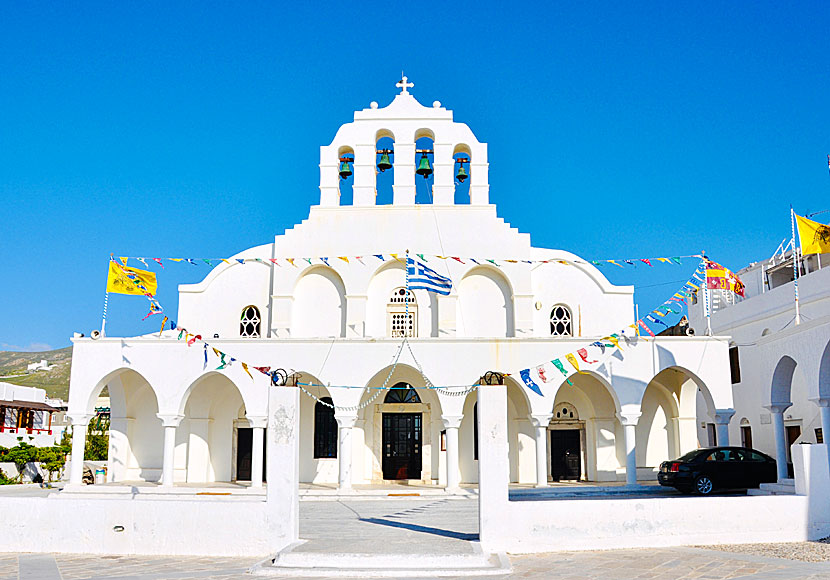Zoodochos Pigi Cathedral in Naxos Town.