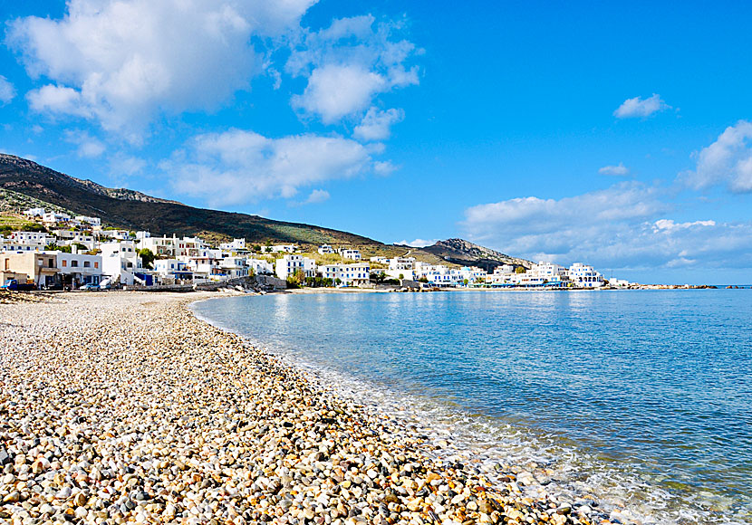 The best beaches on Naxos. Apollonas beach.