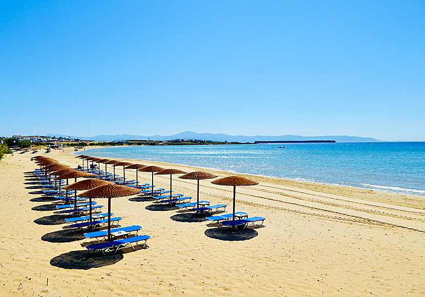 The best beaches on Paros. Golden beach.