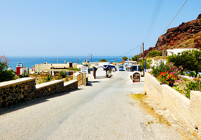 Along the way down to Red beach from the excavations in Akrotiri are many restaurants and tavernas.