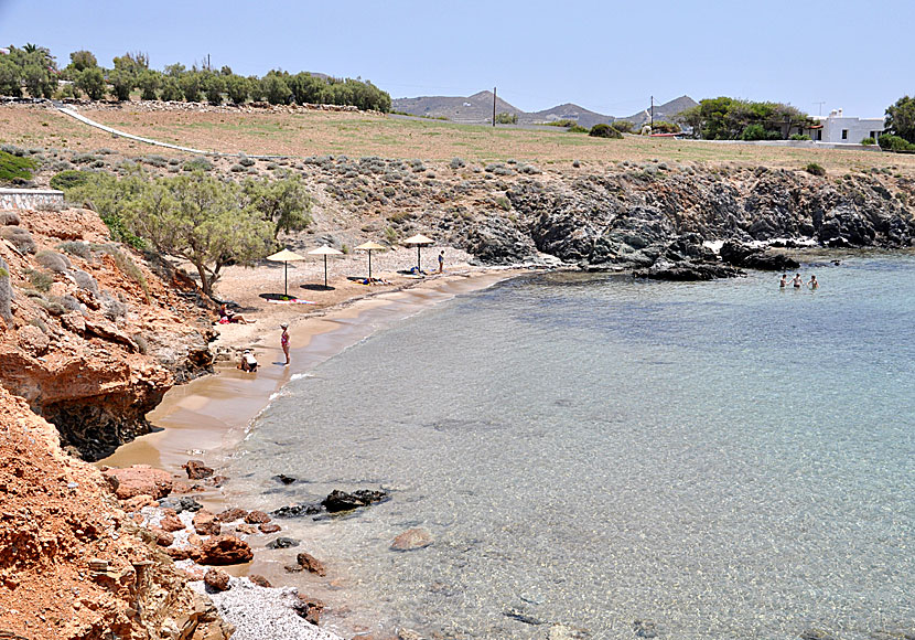 The best beaches on Syros. Kokkina beach.