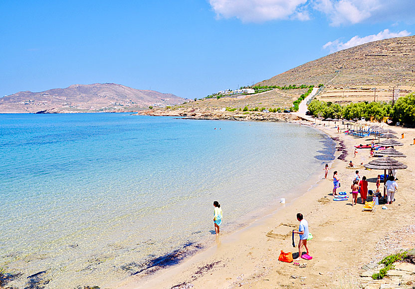 The best beaches on Syros. Komito beach.