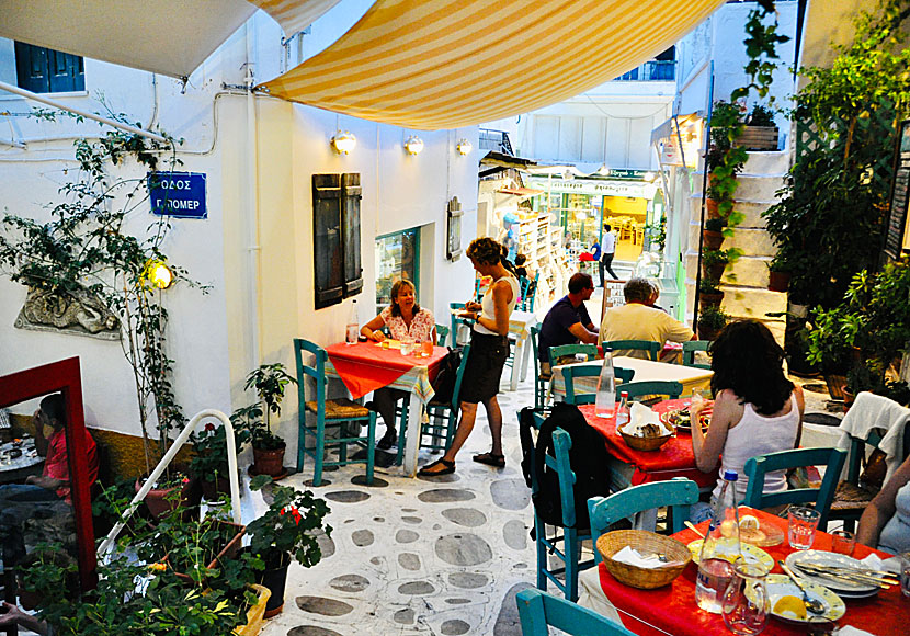 One of many good small tavernas in Chora on Tinos