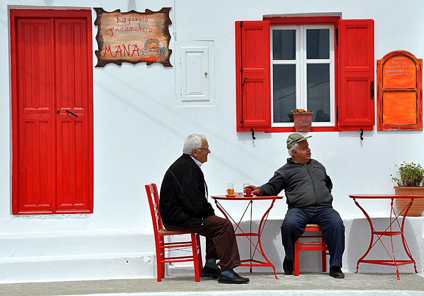 Paint it black with Rolling Stones at a café in Chora on Amorgos.