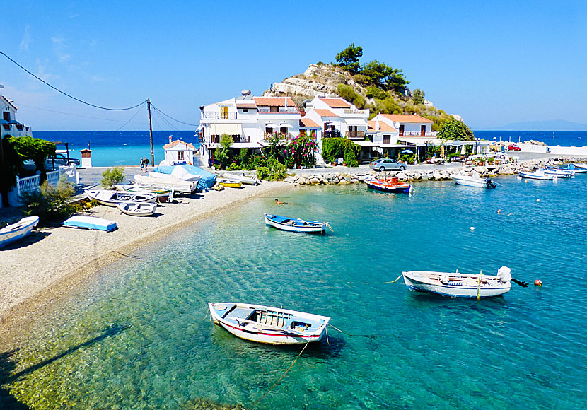 Kokkari on Samos is a very nice tourist resort with cozy restaurants and several nice beaches.