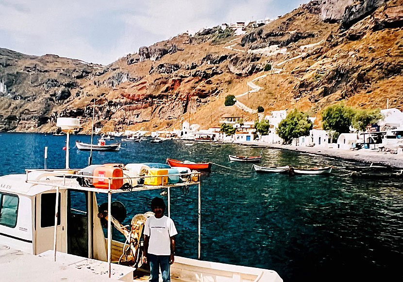 Excursion boats from Santorini dock at the port of Korfos on Thirasia.
