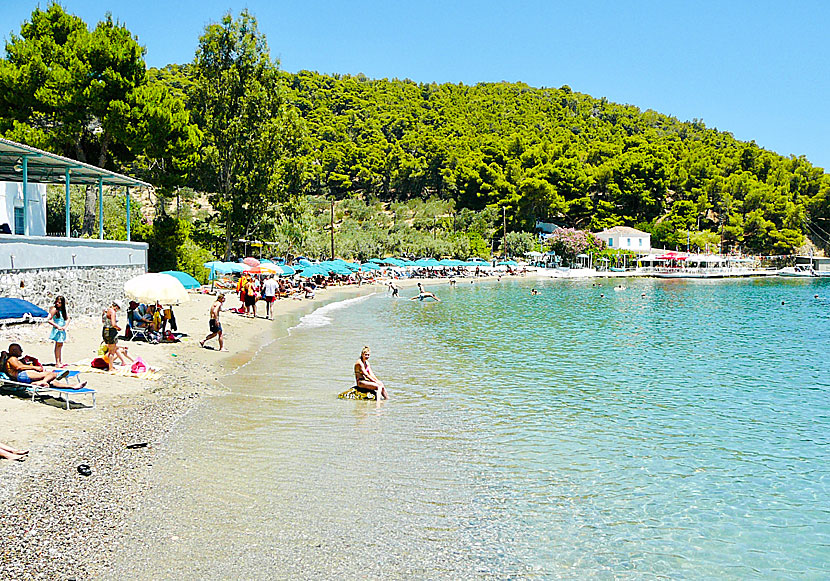 Monastiri beach is located under the monastery of Zoodochos Pigis on the island of Poros.