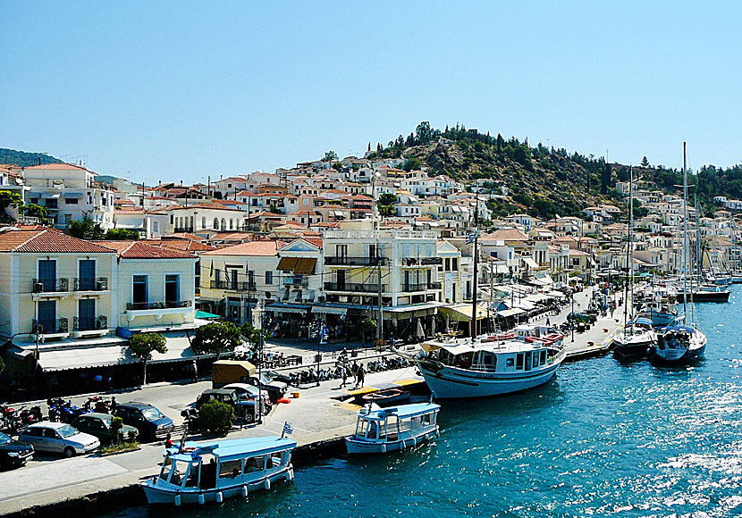 The harbor promenade in the town of Poros in Greece.