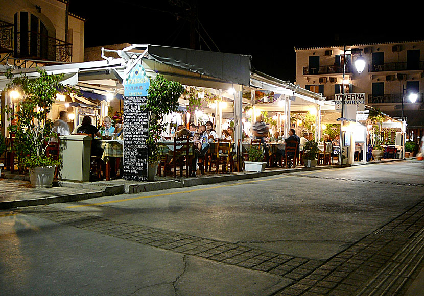 There are many restaurants and taverns serving good Greek food in the town of Spetses.