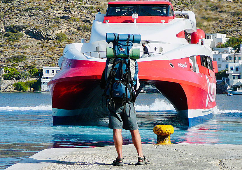 You can travel to Amorgos by regular ferries and fast catamarans.