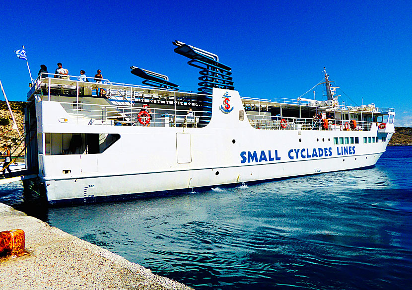 Express Skopelitis in the port of Iraklia in the Cyclades.