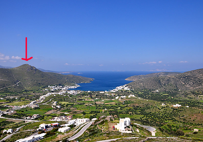 Minoa is located above Katapola in Amorgos.