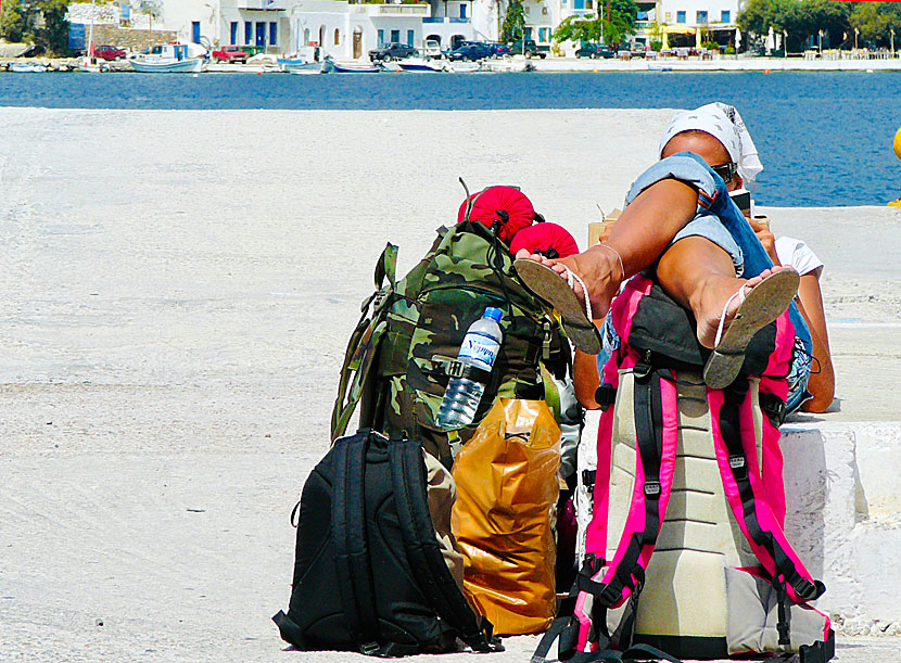 Can you island hopping with a backpack in the Cyclades?