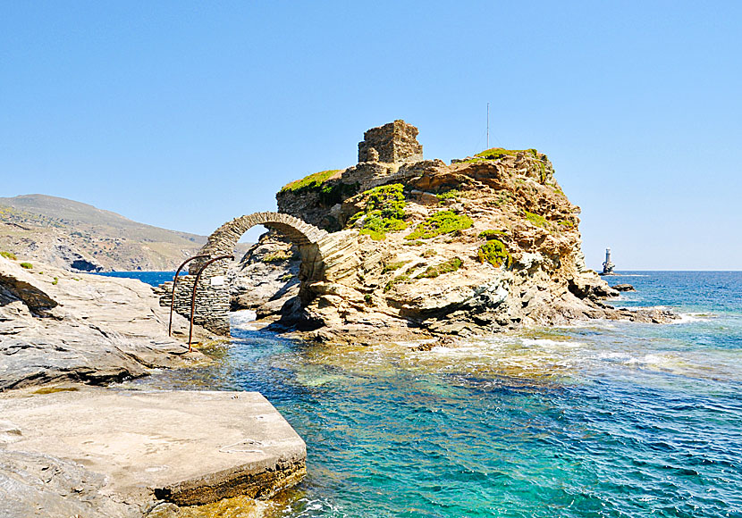 Chora ends at the ruins of Andros Kastro, also called Kato Kastro.