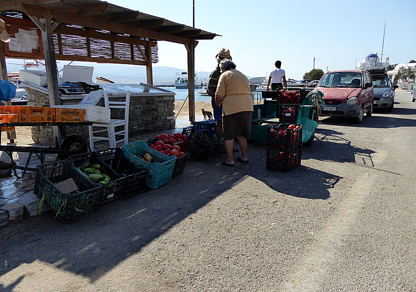 Fish and vegetable market in the port of Antiparos.