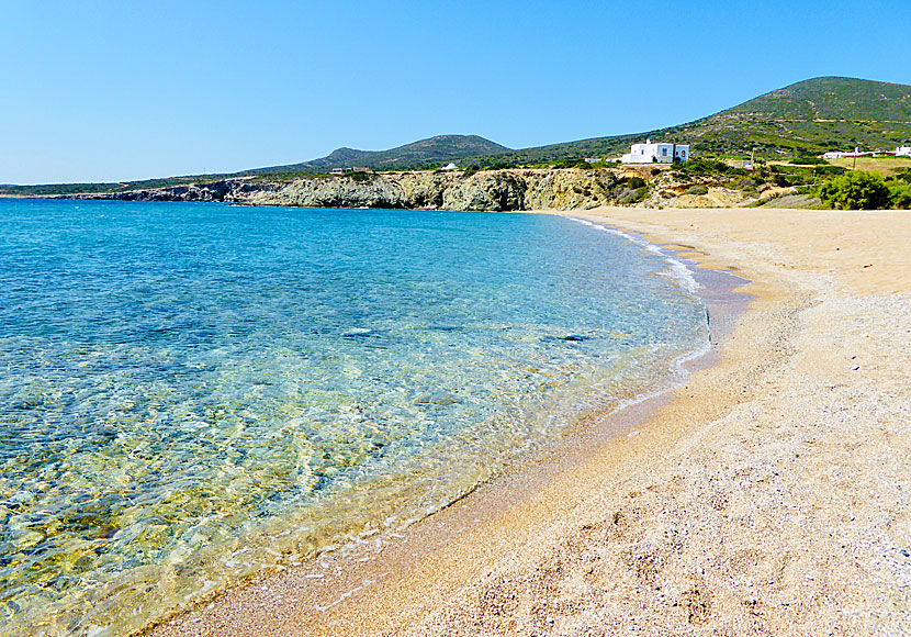 Soros beach is one of Antiparos best beaches.