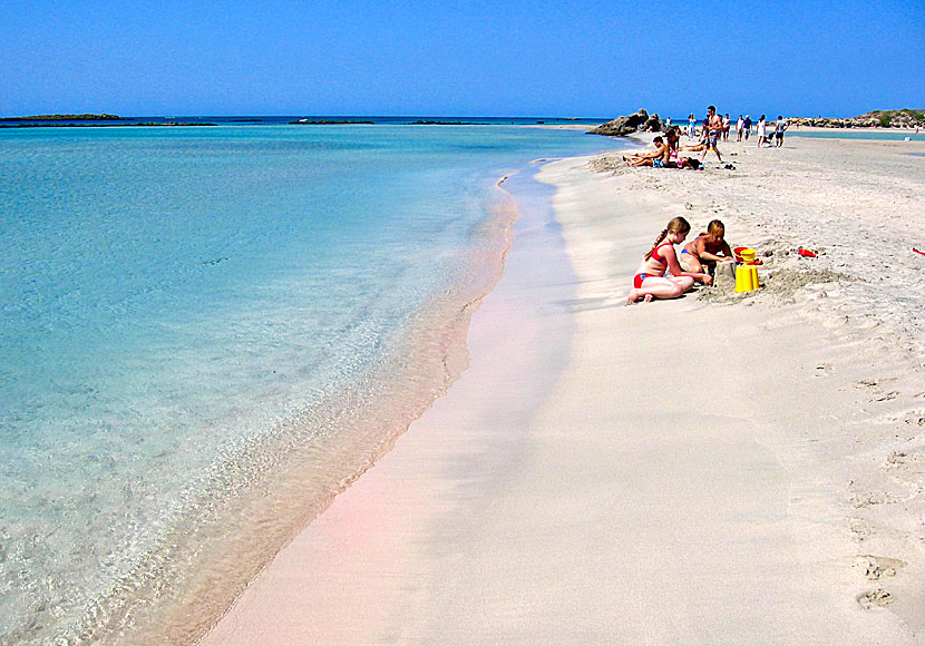 The beach in Elafonissi is a paradise for both small and large children.