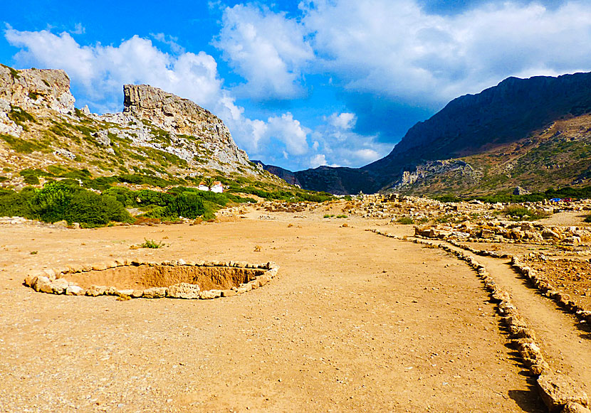 Ancient Falassarna is located two kilometers from the beach in Falassarna.