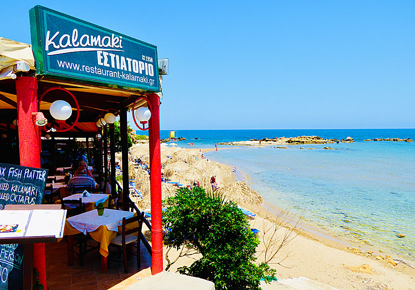 Restaurant Kalamaki is located a creep distance from the beach.