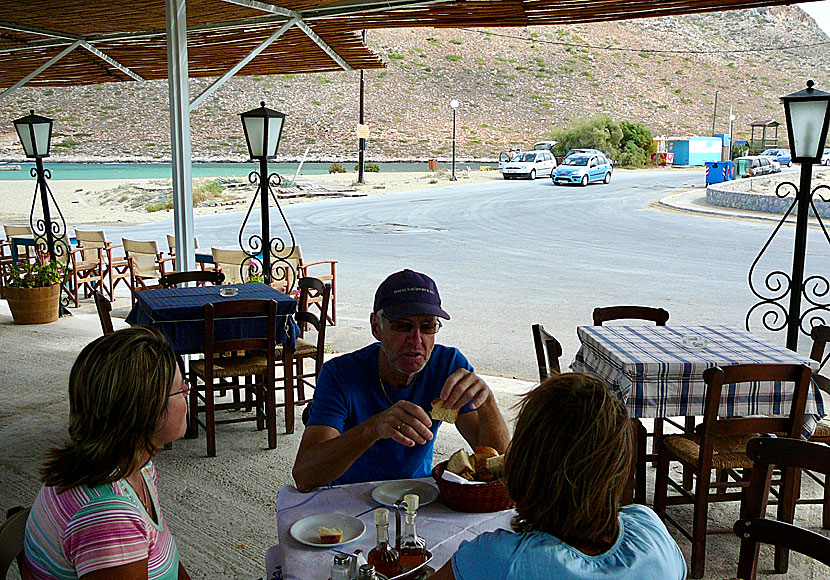 Good restaurants and tavernas at Stavros beach in Crete.