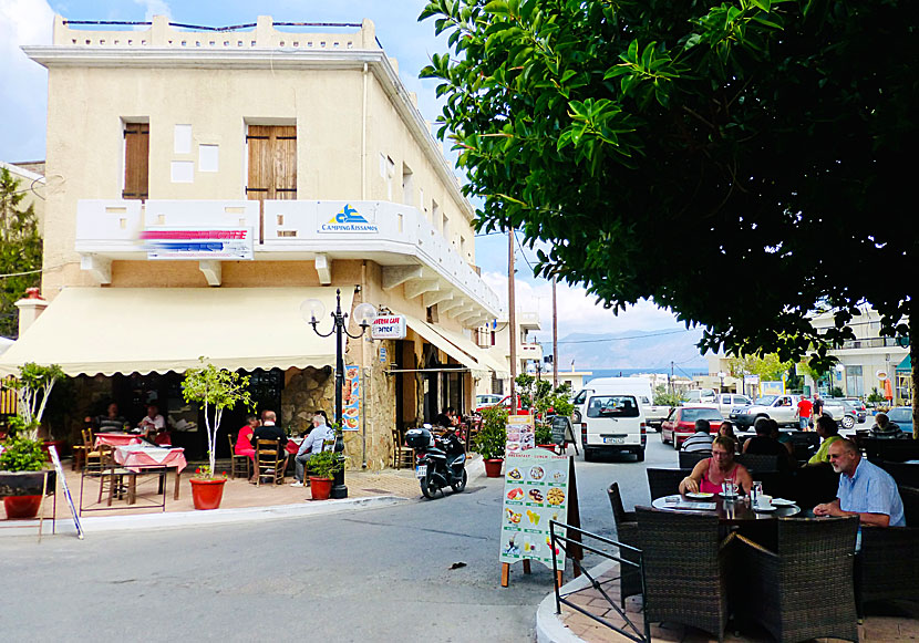 Cafes, restaurants and tavernas in Kissamos in western Crete.