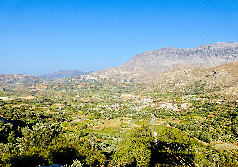 The village of Agia Varvara is located roughly in the middle of Crete, and is generally called the navel of Crete.