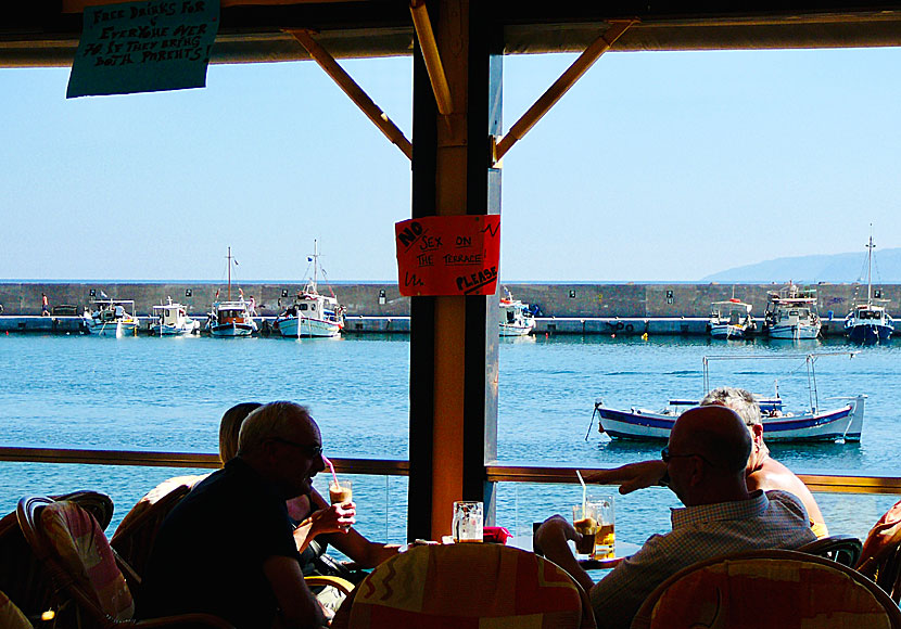 The sign says "No sex on the terrace please!". That says something about Hersonissos in Crete.