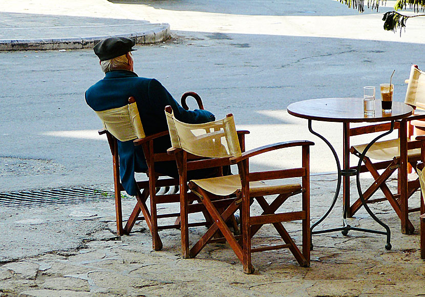 Ano Viannos, or just Viannos, is one of many genuine villages in Crete.