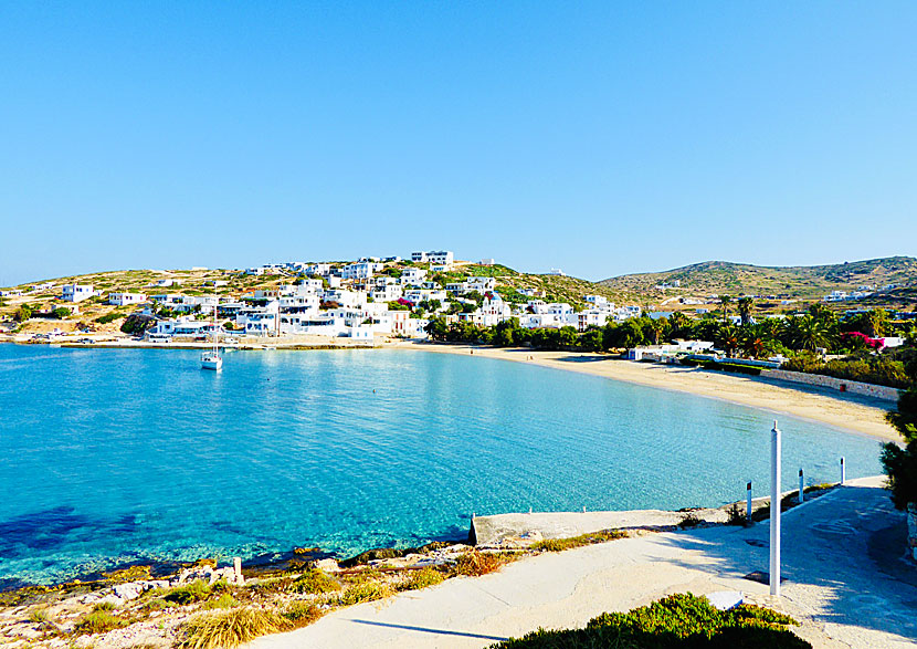 The port and the port beach in Stavros on Donoussa.
