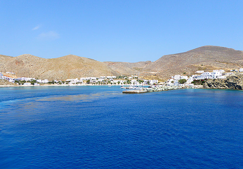 The port in Folegandros.