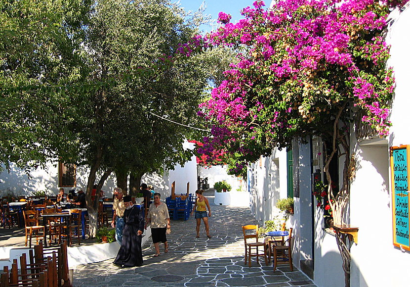 Tavernas and restaurants in Kastro and Chora on Folegandros in the Cyclades.