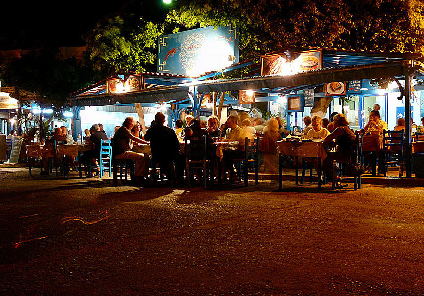 Nikos Taverna in Fourni.