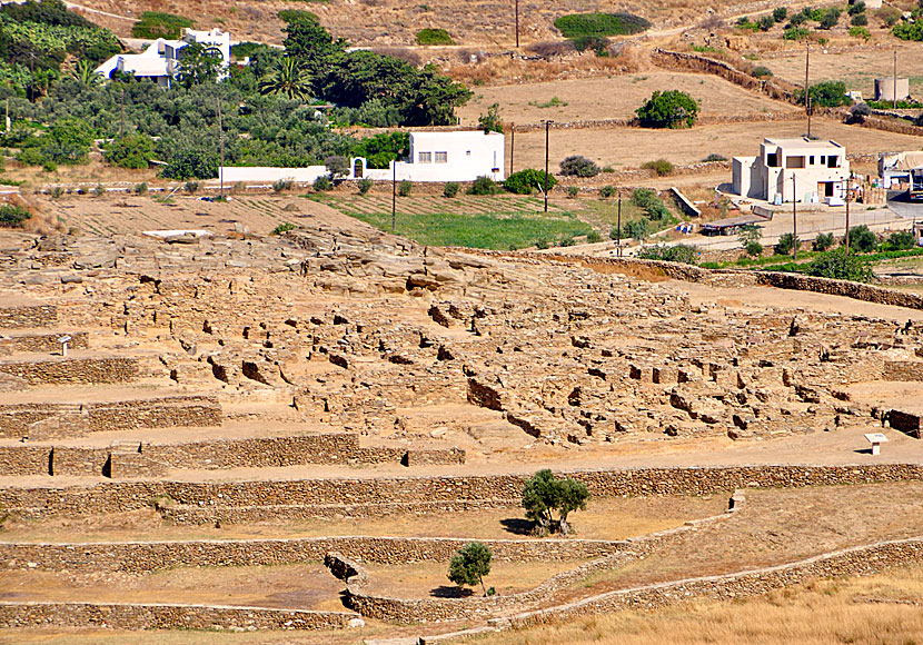 About half of Skarkos has been investigated by archaeologists.