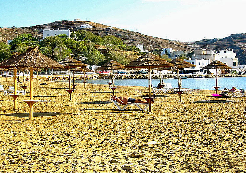 Gialos beach in 2002.