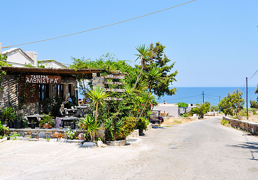 Taverna Alonistra in Psathi on Ios in Greece.