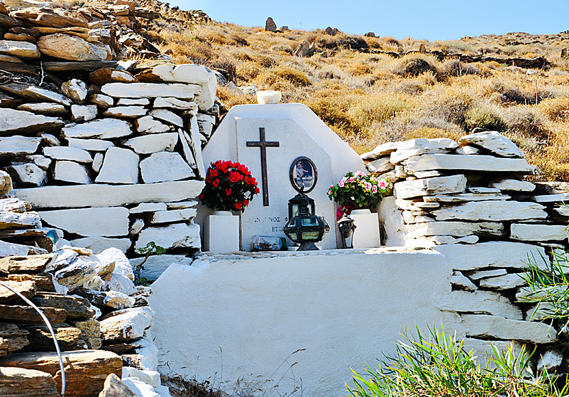 Kostas is buried above the tavern on Valmas beach on Ios in Greece.