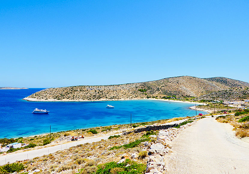 From the port of Iraklia, it takes 15 minutes to walk to Livadi beach.