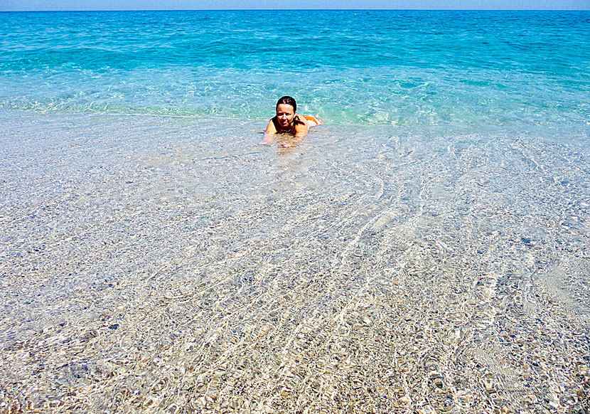 Are there high waves at the beaches of Karpathos? Yes sometimes.