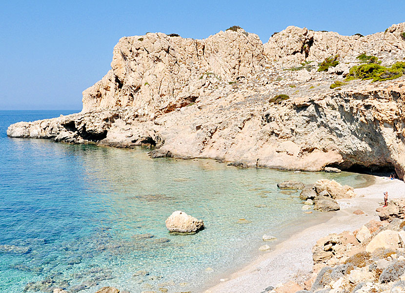 Proni beach is one of the least known beaches of Karpathos and is located between Finiki and Lefkos.
